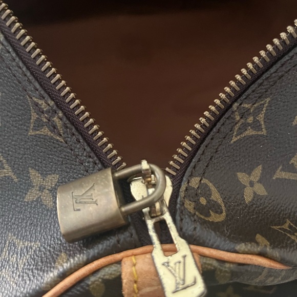 Vintage Monogram LV Keepall 50 Duffle Travel Bag - Picture 6 of 10